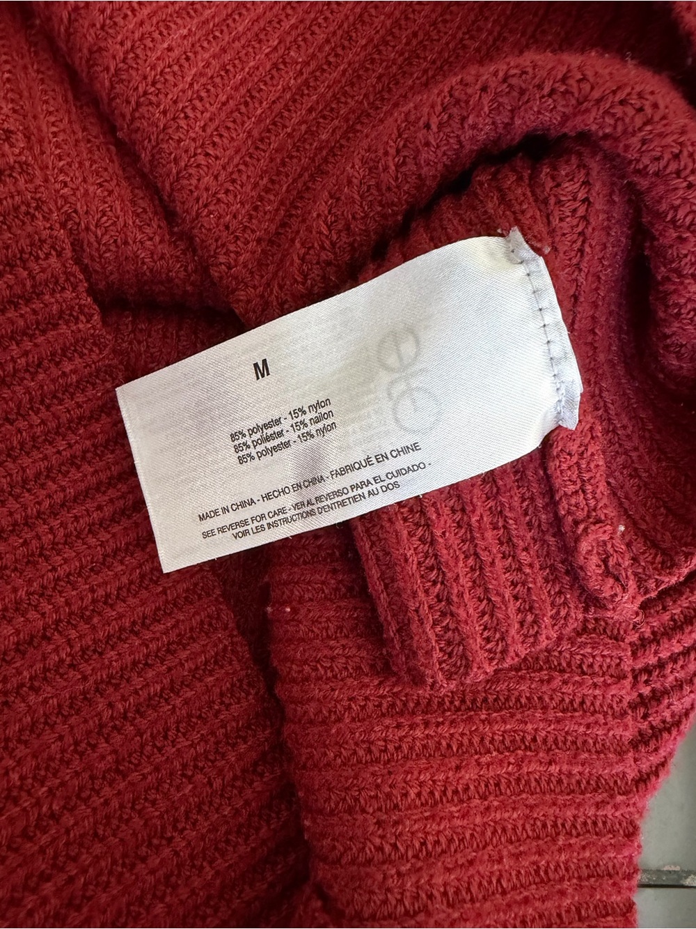 🌟 Jessica Simpson Ribbed Crewneck Sweater - Picture 7 of 7